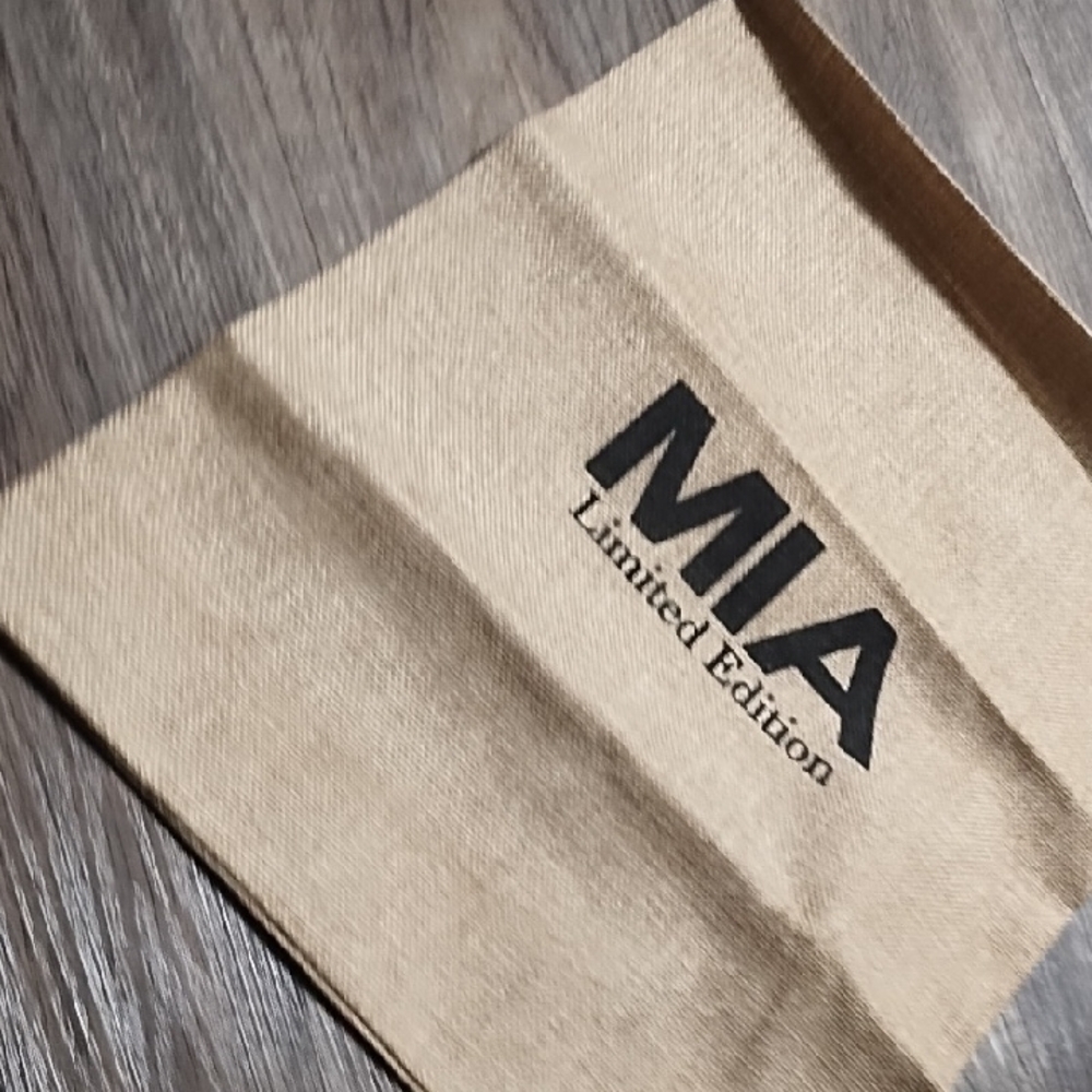 MIA Limited Edition Beige Drawstring Pouch - Picture 3 of 6